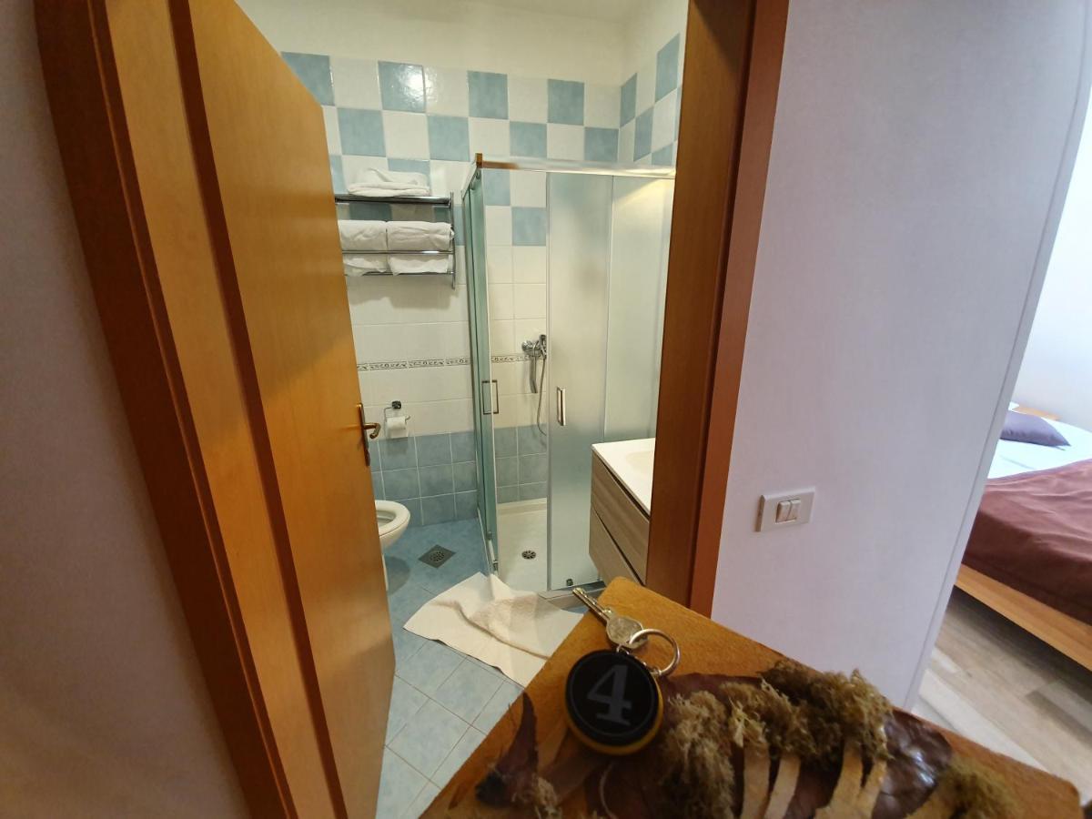 Restaurant And Rooms Kotlar โคบาริด ภายนอก รูปภาพ